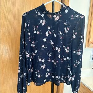 H & M Flower Pattern Blouse - Size 6